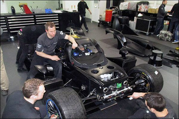 Strakka-Dome-S103-Final-004