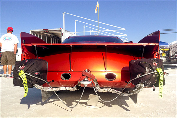 Studebaker-streamliner-01