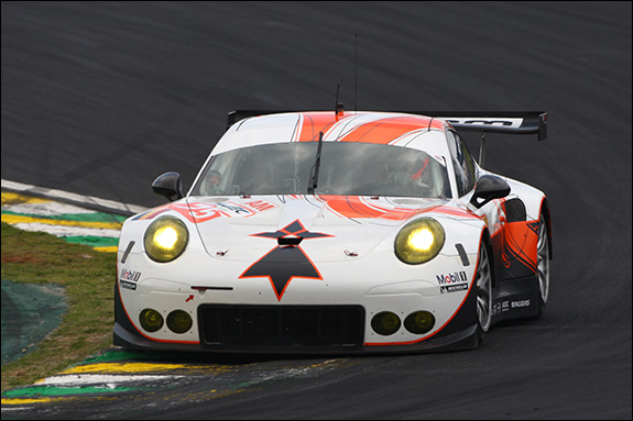 17th, #75, François Perrodo, Emmanuel Collard, Matthieu Vaxivière, Porsche 911 RSR