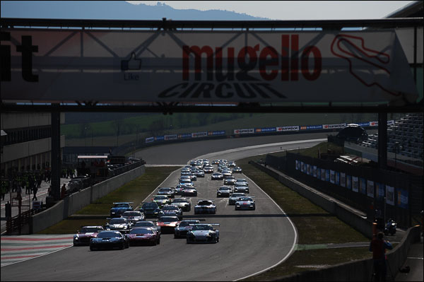 Mugello_12Hrs_Race_02