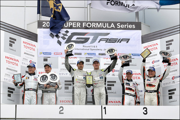 GT-Asia_Fuji_R1_podium