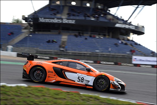 BES_Nurburgring2015_Race-58