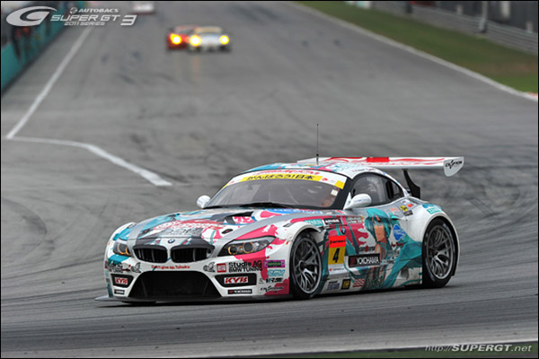 BMW-Z4-Team-Ukyo-2012