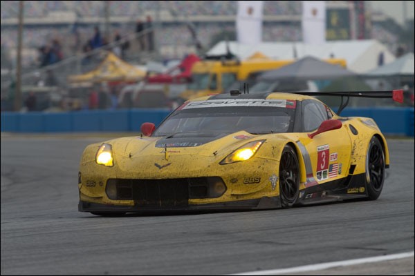 3-Corvette-Rolex-24-race-3