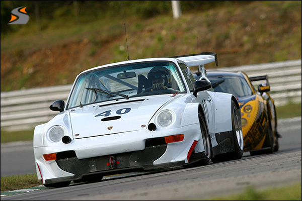 911-GT2-Brands-Hatch