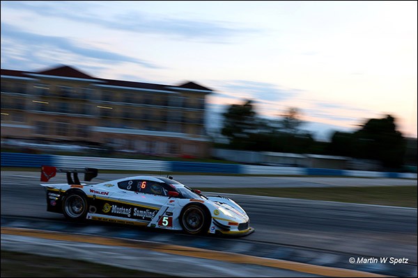 5-sebring-thursday-2016-night
