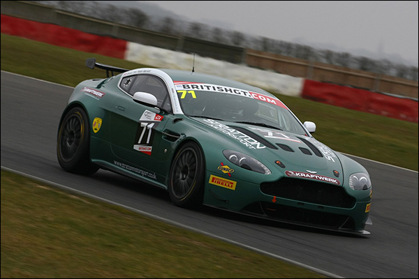 Stratton-Motorsport-Aston-Martin