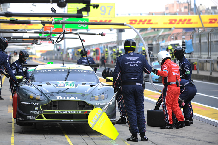 WEC_Nurburgring_2016_Practice_2-Aston_Martin-97