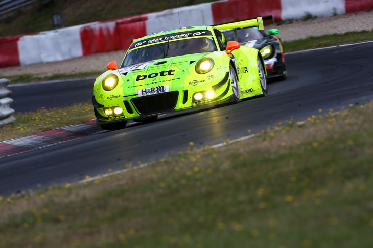 manthey-racing-porsche-911-vln-8