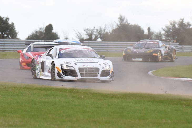 nigel-hudson-2016-gt-cup-snetterton-race