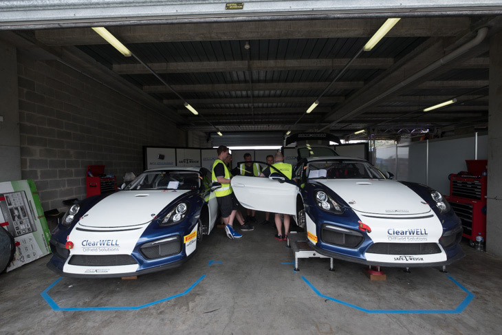 Brookspeed-porsche-bathurst-12-2017-paddock