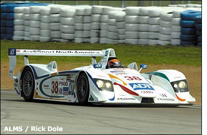 dailysportscar.com