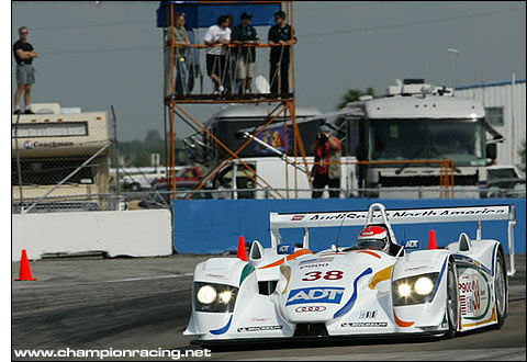 dailysportscar.com