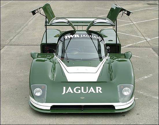 dailysportscar.com