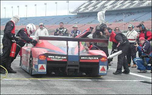 dailysportscar.com
