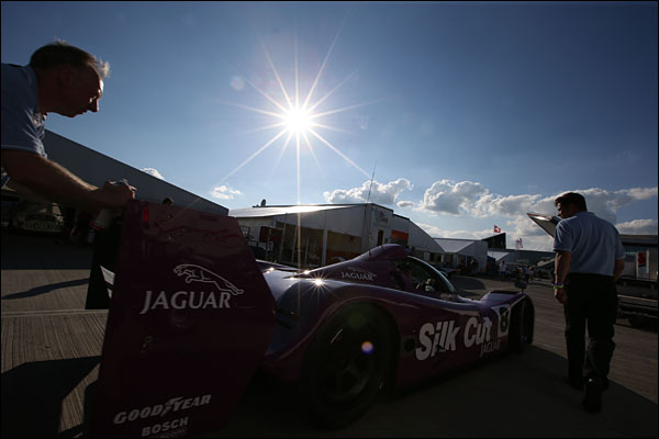 Nic_Minassian_Jaguar_XJR14_20130726_03