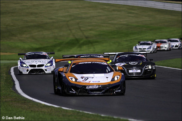 British_GT_Brands_2013_Race_0020