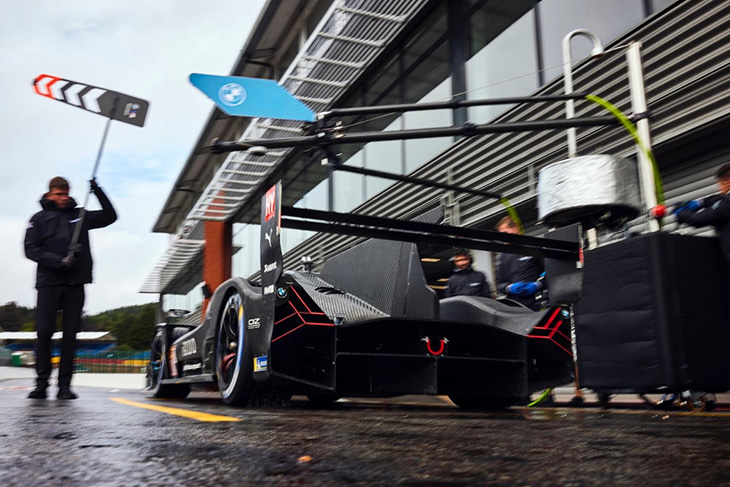 Team WRT BMW M Hybrid V8