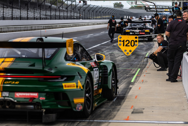 Indy 8H