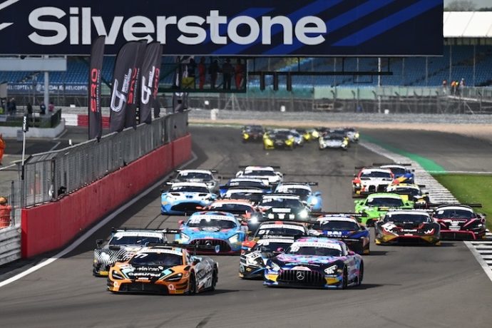 Silverstone Car Racing 29 Car Grid For Silverstone 500 | dailysportscar.com